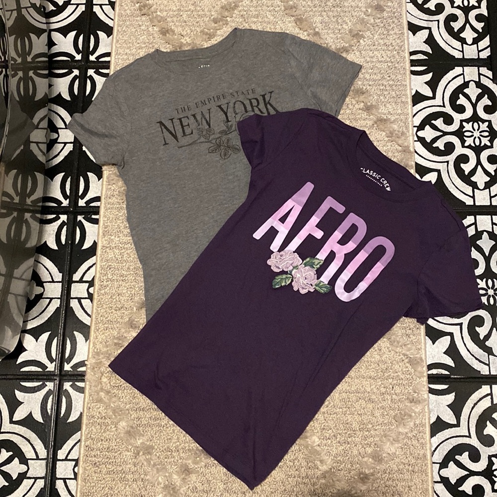 Aeropostale Aero T-shirt Bundle size medium
